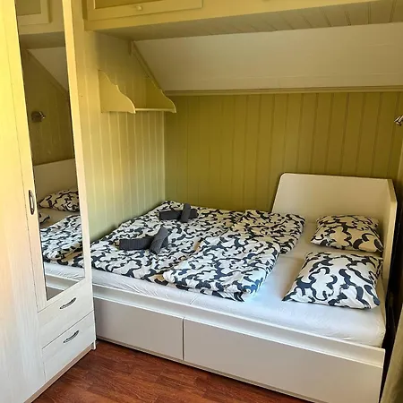 Cozy With Private Bathroom Close To Honefoss Séjour chez l'habitant Knestang